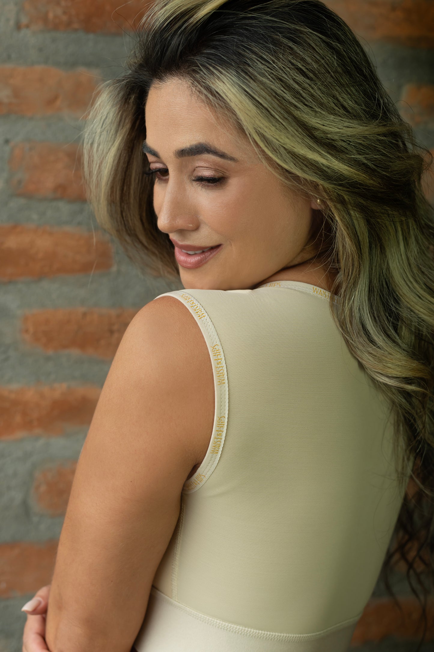 Brassier Post-Quirurgico - 1400